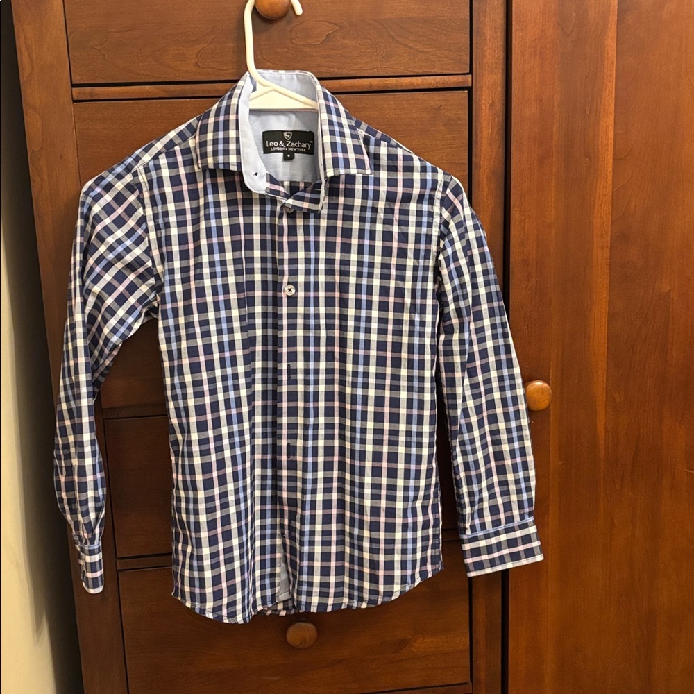 Leo & Zachary Boys sz 8 plaid dress shirt